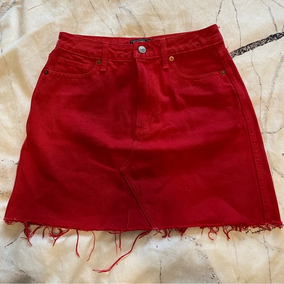 Abercrombie & Fitch Red Denim Skirt! Sz. 25 - Picture 2 of 3